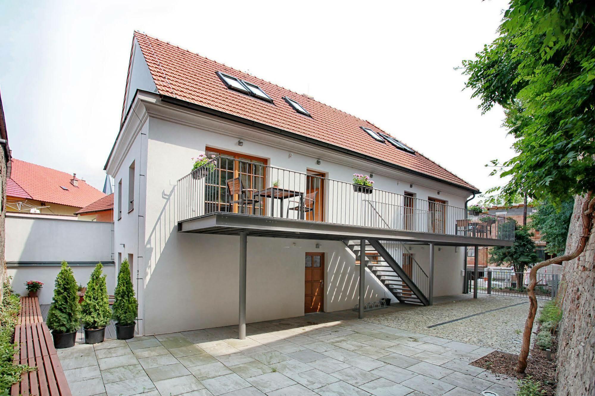 Penzion Dobré Časy Poděbrady Exterior foto